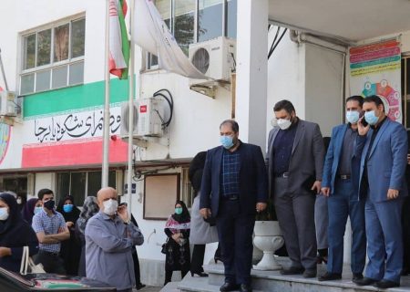 بازدید سر زده فرماندار از مرکز واکسیناسیون فرهنگیان رشت