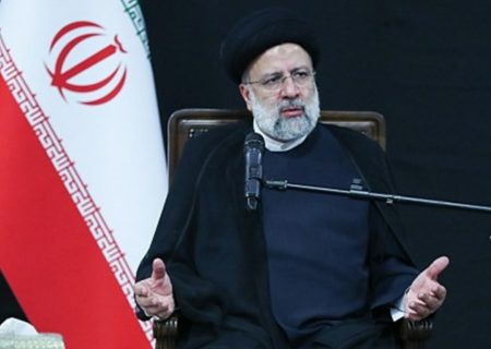 آیت‌الله رئیسی: دشمن با رسانه و جاهلیت مدرن نداشته‌هایش را مخفی می‌کند