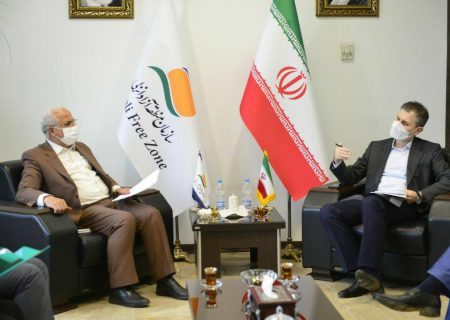 “اهتمام جدی سازمان منطقه آزاد انزلی به تربیت نخبگان آینده ساز