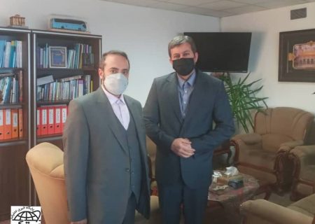 رایزنی «مرتضی عاطفی» شهردار بندر کیاشهر با «مهدی جمالی‌نژاد» معاون عمران و توسعه امور شهری و روستایی وزیر کشور در راستای رفع موانع شهری بندر کیاشهر