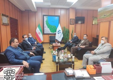 بانک رفاه کارگران و تامین اجتماعی اعضای یک خانواده اند
