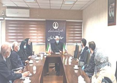 همکاری تیمی گروه‌های تخصصی مربوطه در انجام مداخلات درمانی مورد نیاز بیماران موکورمایکوزیس ضروری است