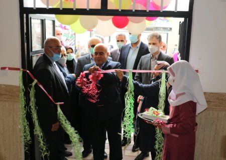 اقدامات خیرین مدرسه ساز به عنوان فرهنگی ارزشمند در جامعه ماندگارخواهد شد.