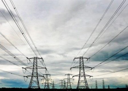 شبكه سراسری برق در وضعیت پایدار قرار دارد/ مشكلی در تامین برق مشتركان وجود ندارد