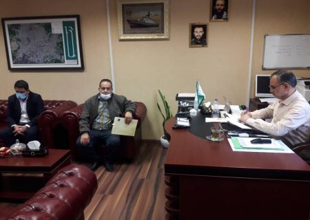 ریاست شورای شهر رشت و اتاقی با درب گشوده برای خدمت شبانه روزی به شهروندان