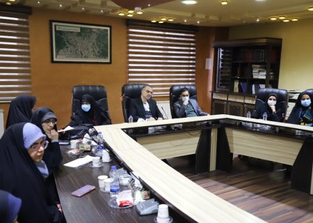 حفظ ثبات مدیریتی نباید منجر به تحمیل هزینه به شهروندان شود/ اختصاص سهمیه وام کم بهره به خبرنگاران بسیج رسانه گیلان
