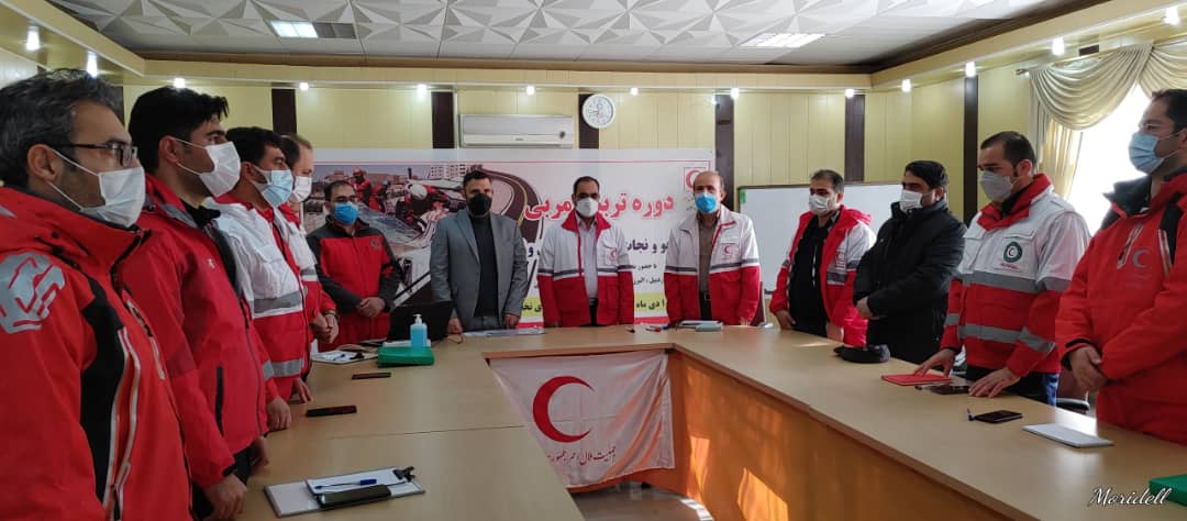 بازدید مدیر کل آموزش تخصصی و ضمن خدمت جمعیت هلال احمر کشور از روند برگزاری دوره تربیت مربی درجه ۳ جستجو و نجات در حوادث حمل و نقل جاده ای