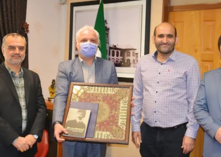 اسناد تاریخی حلقه اتصال ما با گذشتگان است / ضرورت ترسیم نقشه راه فرهنگی