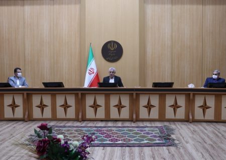 استاندار گیلان: با تهدیدکنندگان سفره مردم و محتکران، برخورد جدی و فوری شود
