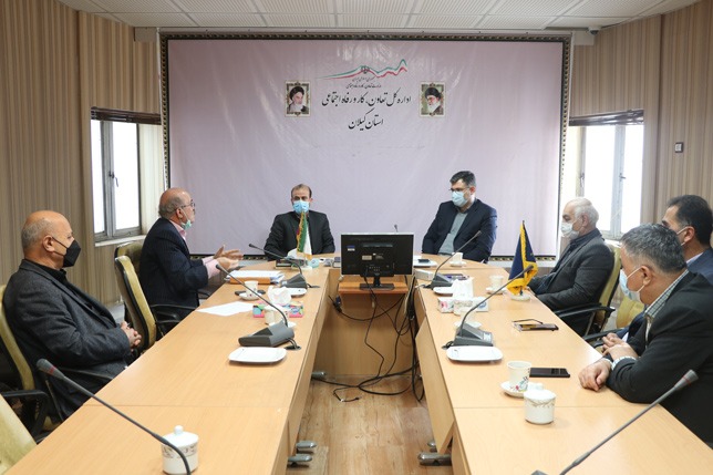 مدیرکل تعاون،کار ورفاه اجتماعی گیلان بر پیگیری مطالبات صنفی بازنشستگان تاکید کرد