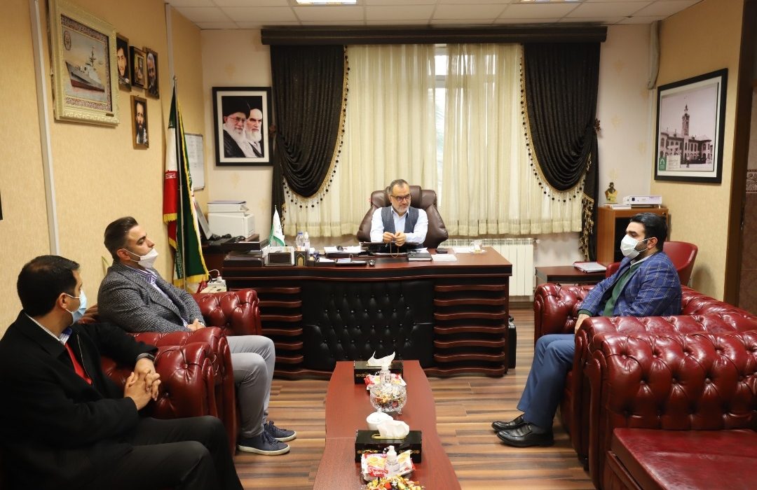 خیابان غذا باید برای شهروندان و گردشگران جذابیت داشته باشد / فقدان پارکینگ موجب بروز مشکلات ترافیکی در خیابان غذا
