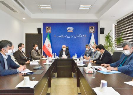 همراهی جامعه بازار و مجتمع های تجاری،اطلاع رسانی، بازدید مستمر و تأمین ماسک و لوازم ضدعفونی راهکار مقابله با موج ششم کرونا