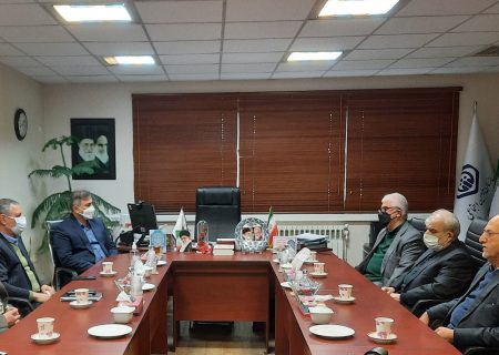 ایجاد نگاه نو ، متفاوت و اعتماد سازی گامی بلند برای شکل گیری تحول در سازمان است