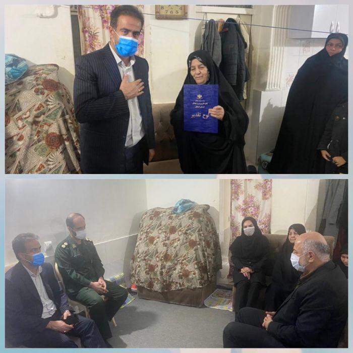 دیدار مدیرکل ورزش و جوانان گیلان با خانواده شهیدمفقودالاثر اسماعیل ملکی زاده