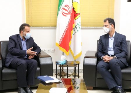 تلاش مجموعه صنعت برق کشور در راستای گذر از پیک بار تابستان سالجاری و همچنین تداوم تامین برق پایدار برای سال های آتی است