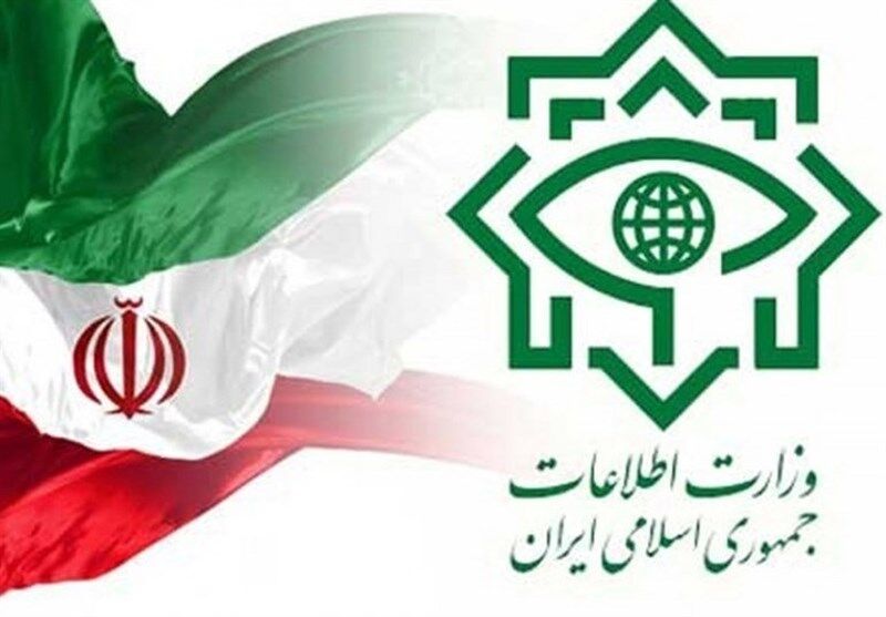 ۲۵ تن کود شیمیایی احتکار شده توسط سربازان گمنام امام زمان (عج) در شهرستان رودبار کشف شد