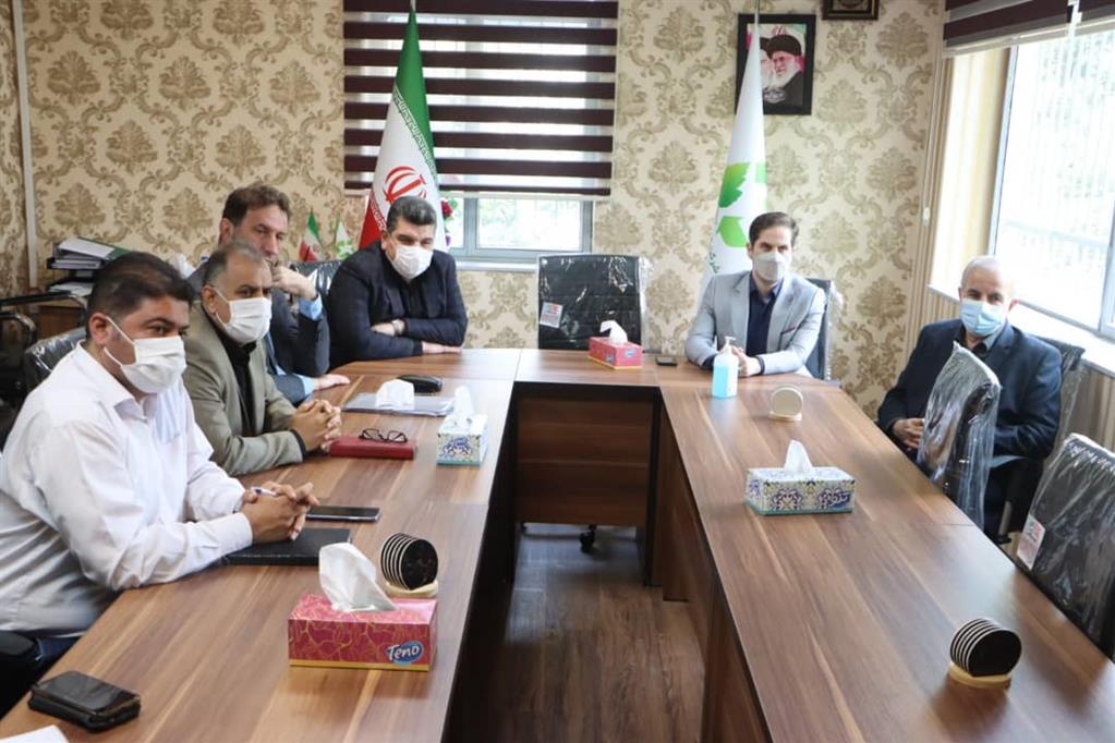 تبادل نظر با شخصیتهای ملی و استانی برای حل معضل سراوان