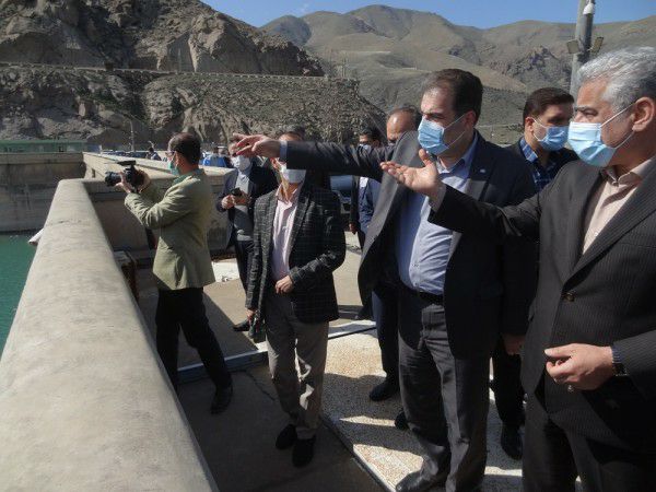 بازدید استاندار گیلان از سد سفید رود
