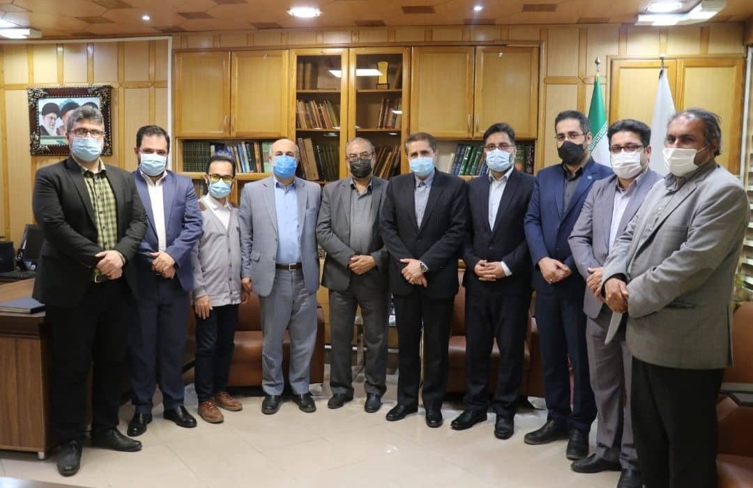 دیدار اعضاء هیات مدیره خانه مطبوعات و رسانه های گیلان با فرماندار رشت
