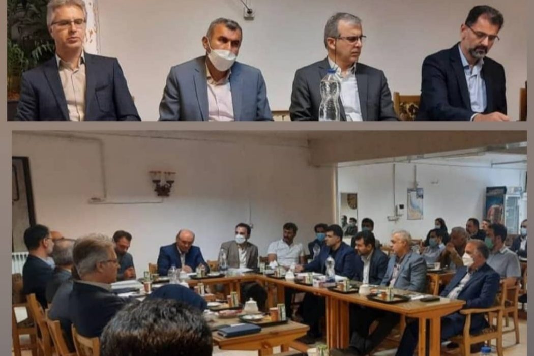 نشست مشترك مدیرعامل و معاونین توزیع برق گیلان با هیئت رئیسه و اعضا واحدهای صنعتی و تولیدی استان