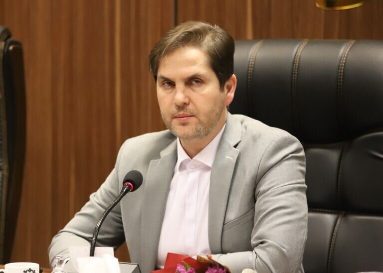 شهردار رشت استیضاح و برکنار شد