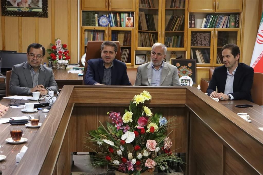 بهره‌برداری فاز اول پارک ۵۰۰ هکتاری لاکان تا پایان سال/ بهبود آسفالت ورودی‌های رشت از دغدغه‌های مهم شهرداری/ ارائه طرح مطالعاتی اجرای فاز دوم پارک ۵۰۰ هکتاری لاکان به منابع طبیعی/ لزوم حمایت نمایندگان مجلس برای دریافت سهمیه قیر