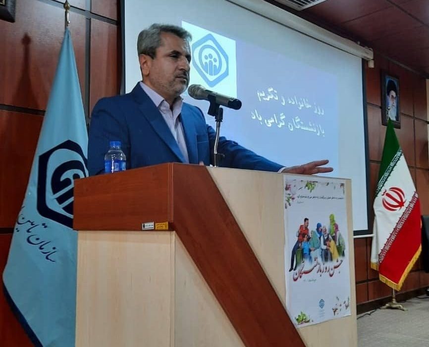 امروز آماج حملات فرهنگی دشمن در جهت سست نمودن نهاد خانواده است .