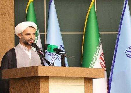 باید به نوعی قضاوت کنیم و عدالت بورزیم که قلوب مردم را با خود و دستگاه قضاء همراه سازیم