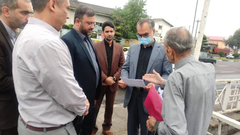 گزارش تصویری بازدید میدانی محمد حسین واثق کارگرنیا رئیس شورای اسلامي شهر رشت از وضعیت آسفالت ، معابر عمومی و فضای سبز شهر در برخی از نقاط مربوط به مناطق سه و پنج شهرداری رشت