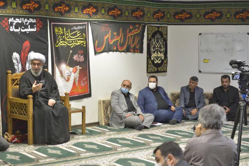 عدالت ورزی و فساد ستیزی مهمترین درس های نهضت عاشورا را تشکیل می دهد/ شرح صدر،حسن اعتماد در محیط کاری، همدلی و هم افزایی مجموعه هایی چون منطقه آزاد انزلی را به ارتقا هدایت نموده و مقدمه تحول خواهی در همه عرصه های خدمت است