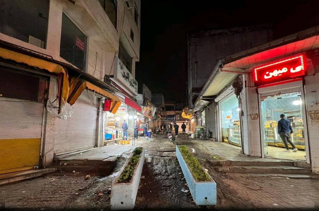 آغاز اجرای عملیات بهسازی سنگ فرش بازار بزرگ شهر رشت