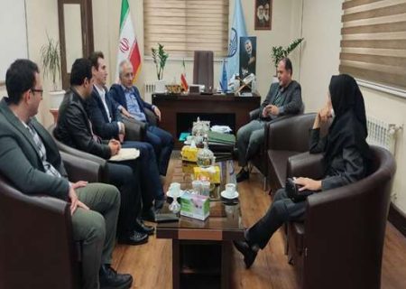 دانشگاه به اساتیدی که دنبال رفع دغدغه‌های مردم هستند، افتخار می‌کند