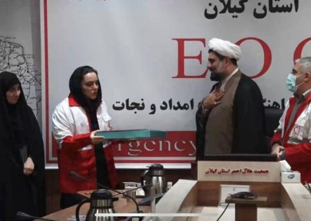 نسرین بابایی بازیگر مطرح سینما و تلویزیون کشور عضو داوطلب جمعیت هلال احمر شد