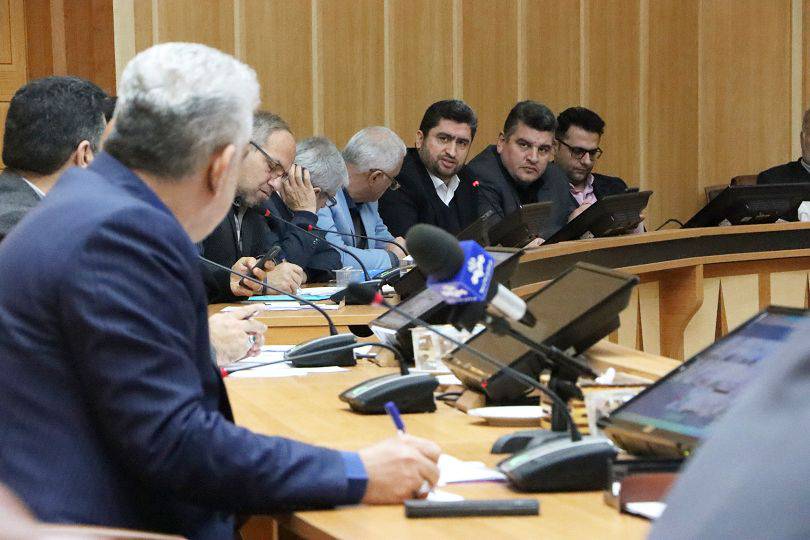 استاندار گیلان: یزدانی، سرپرست شهرداری رشت از مدیران جوان و توانمند مجموعه است و نگاه ما به ایشان به عنوان شهردار رشت می باشد.