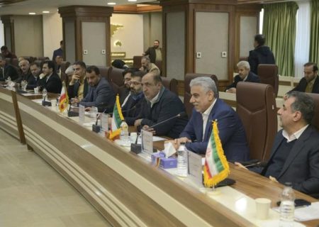 دروازه تعامل تجاری و اقتصادی ایران و روسیه از کریدور شمال_جنوب، بندر کاسپین و خط آهن رشت_کاسپین می‌گذرد