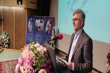 تاکید دکتر آشوبی بر لزوم بهره‌گیری از توانمندی و ظرفیت همه نخبگان استان بویژه روسای پیشین دانشگاه جهت توسعه مشارکت، برقراری عدالت و ارتقای نظام سلامت