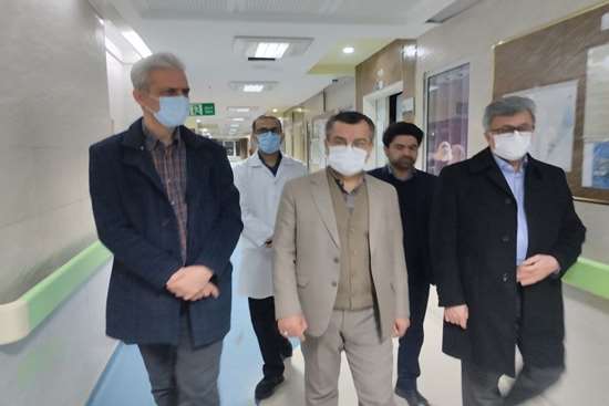 سرپرست دانشگاه علوم پزشکی گیلان در نشست مشترک با گروه جراحی: دانشگاه متأثر از فشارها نخواهد بود/ کار برای مردم اولویت ما است
