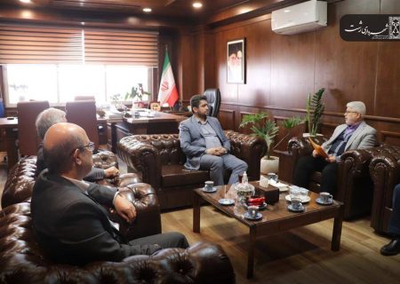 در هر منطقه یک خیابان بعنوان پایلوت و شروع اصلاحات ساختاری برای شهروندان نابینا و کم توان حرکتی مناسب سازی شود