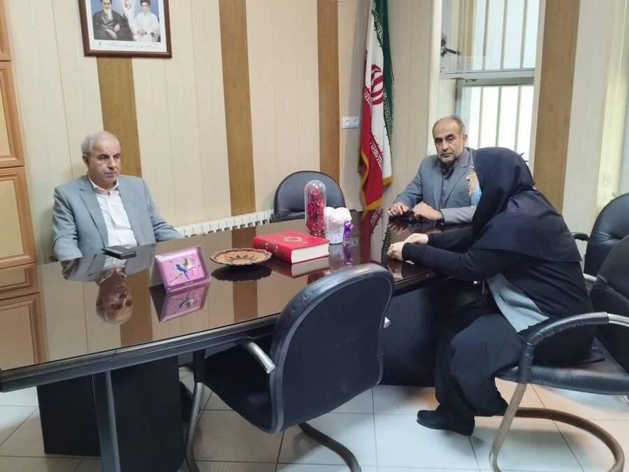 رشت | دیدار نوروزی نماینده مردم رشت در مجلس شورای اسلامی با رئیس بهزیستی رشت