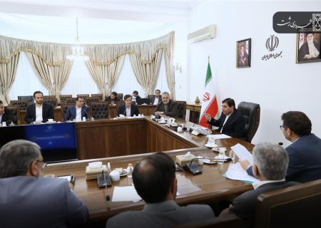 حضور شهردار رشت در نشست مجمع شهرداران کلانشهرهای ایران