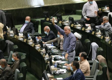 تذکر مهندس کوچکی نژاد به وزیر راه و شهرسازی در پی کاهش تردد قطار مسافربری خط رشت – تهران – مشهد