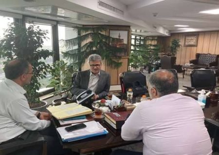 پیگیری تأمین اعتبار برای تکمیل و احداث طرح‌های عام‌المنفعه سلامت در گیلان تا ساماندهی نیروهای شرکتی