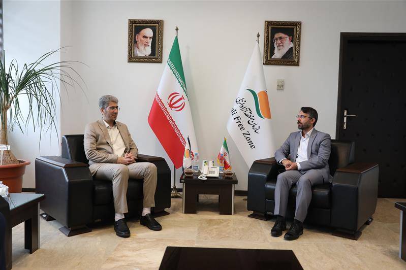 دیدار بازرس کل استان گیلان با سرپرست سازمان منطقه آزاد انزلی