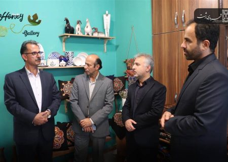 تاکید شهردار بر واگذاری برخی از املاک بلااستفاده شهرداری در راستای حمایت از صنایع دستی اصیل و توسعه گردش اقتصادی شهر