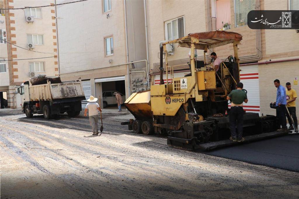 زیرسازی و آسفالت معابر منطقه چهاربا هدف مناسب سازی سطوح کوچه و خیابانها