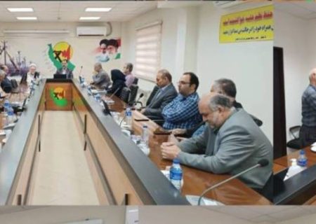 یكی از ماندگارترین صحنه های تاریخ كشور ما ، لحظه بازگشت آزادگان سرافراز به ایران اسلامی و آغوش ملت است