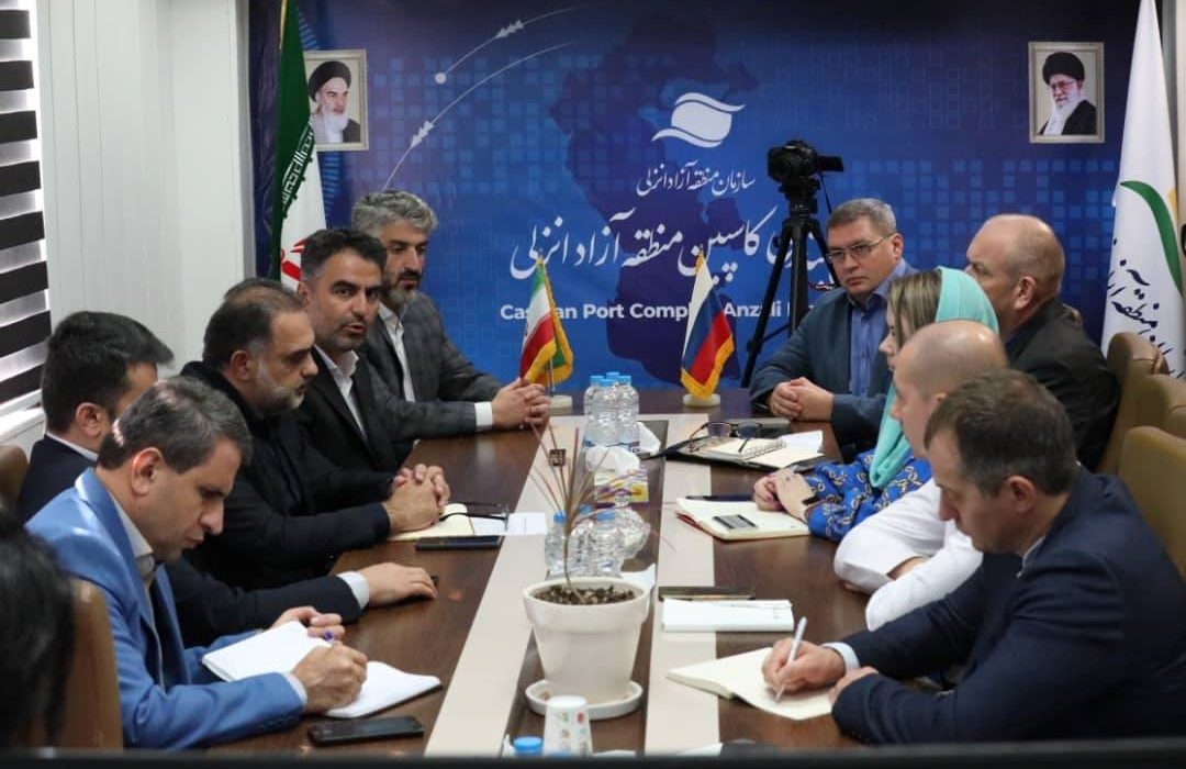 استقبال مدیران شرکت های حمل و نقلی روسیه از همکاری با بنادر منطقه آزاد انزلی