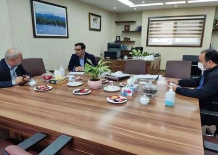 برگزاری نشست پیگیری مطالبات دانشگاه علوم پزشکی از سازمان بیمه تامین اجتماعی