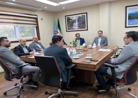 برگزاری نشست معاون توسعه مدیریت، منابع و برنامه ریزی دانشگاه با مسئولین بانک ملی استان گیلان