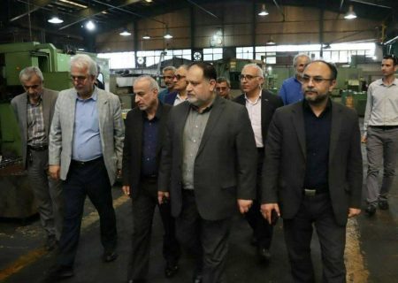 علیرغم وجود مشکلات، تولید کنندگان یک قدم به عقب ننشسته اند/۷۴ واحد صنعتی شاخص و صادرات محور در لاهیجان فعالیت دارند